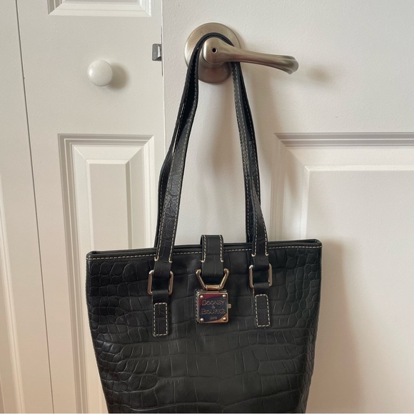 Dooney & Bourke Vintage Black Leather Crocodile Shoulder Bag Bucket Tote - Picture 4 of 11